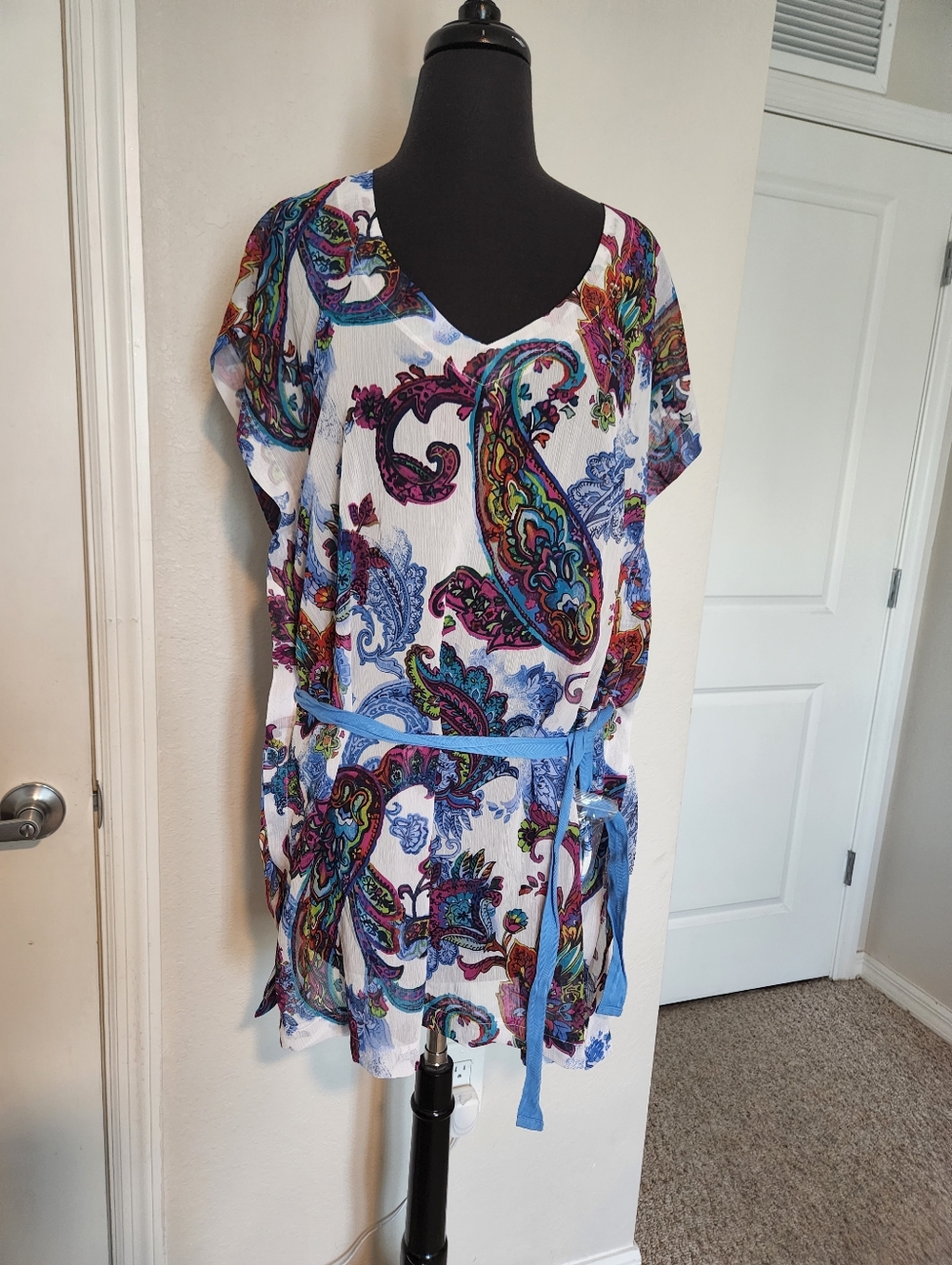 Tommy Bahama White Paisley Print Tunic with Teal and Purple Accents